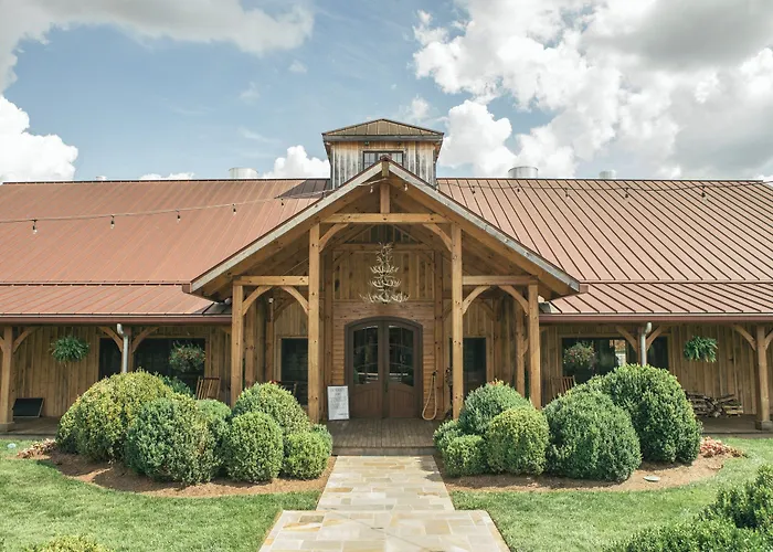 Holiday Inn Express & Suites Franklin - Berry Farms By Ihg