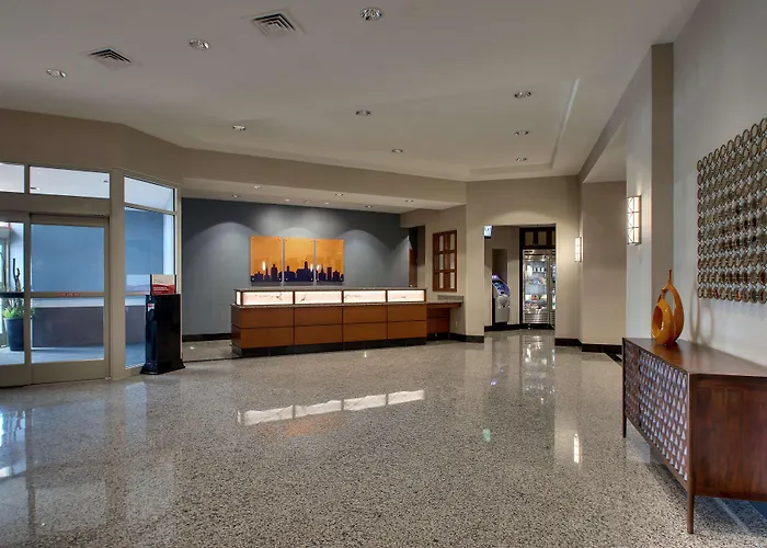 Drury Inn & Suites Iowa City Coralville
