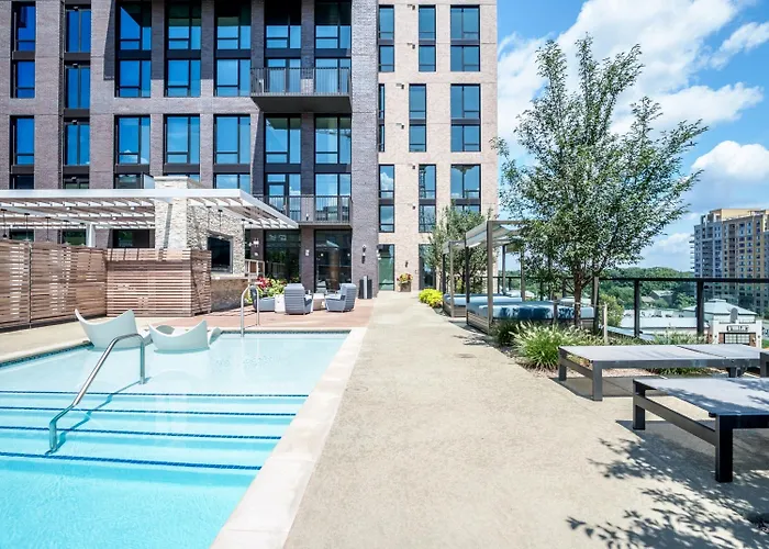 Global Luxury Suites At Reston Town Center