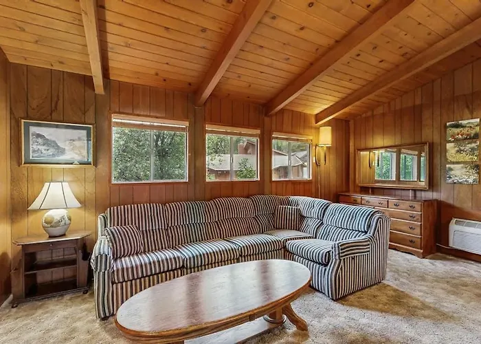 Allen Edgewater Retreat