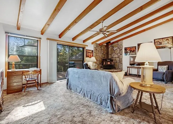 Mountain Springs Lodge