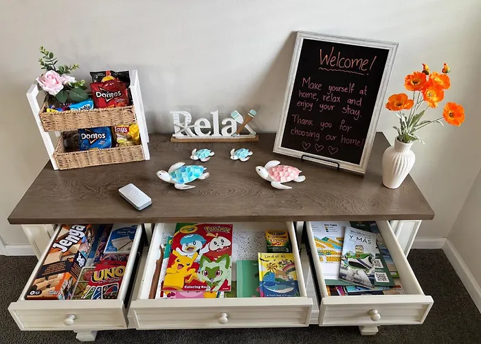 Cozy Resort Home Near Disney & Orlando Parks