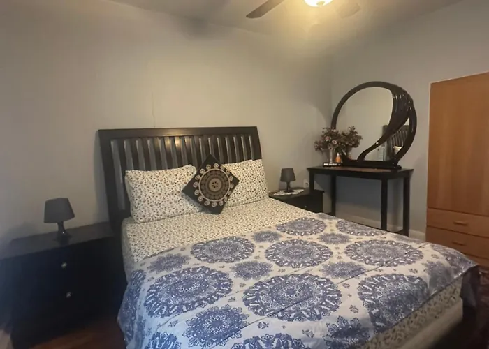 2Br-Free Parking, 5Min To Providence, 5Min To Ma-I-95