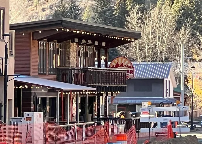 Bellamy'S Ski Haus