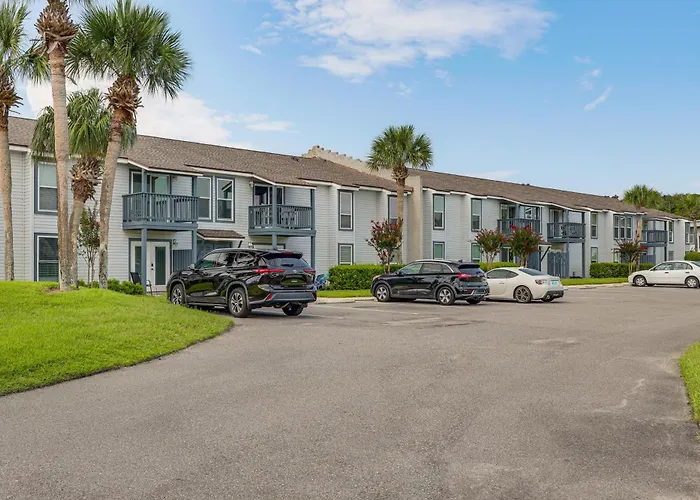 < Half-Mi To Fort Clinch Beach! Condo W/ Balcony