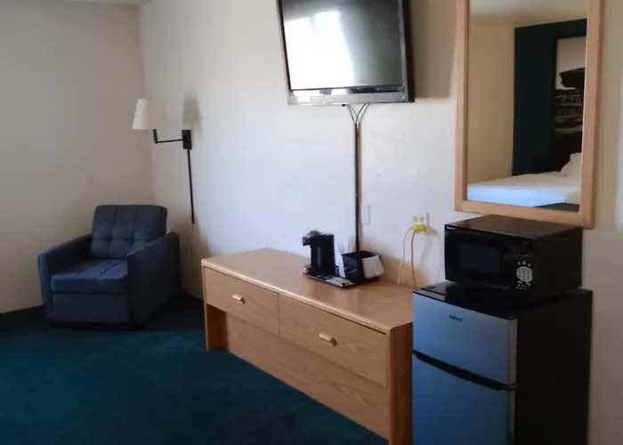 Glendive Lodge