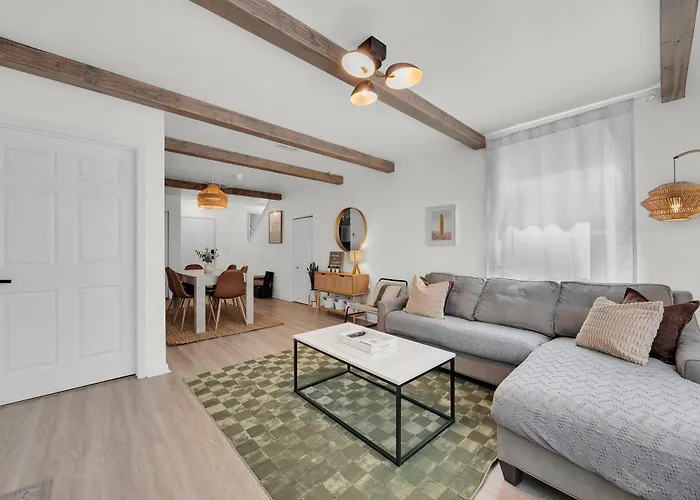 {Hidden Gem} Beach Home Blocks From Ocean +6 Bikes
