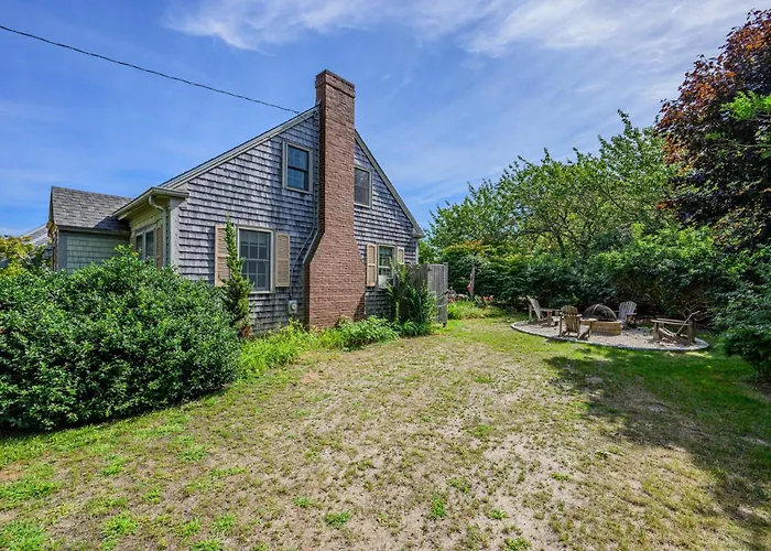 Harwich Port Retreat—Walk To Beach Rail Trail