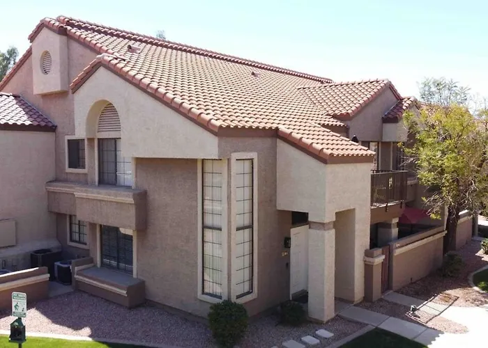 The Cool Cactus Condo With Pool And Jacuzzi