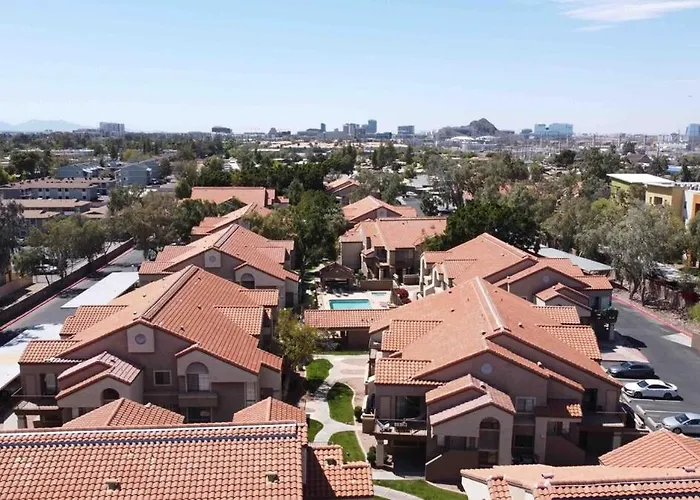 The Cool Cactus Condo With Pool And Jacuzzi