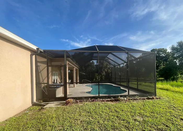 Pool Home In Englewood