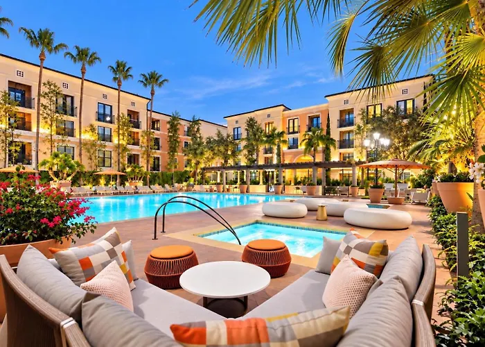 Irvine Spectrum/2 Bedrooms/2 Bathrooms/Apartment/Pool/Gym