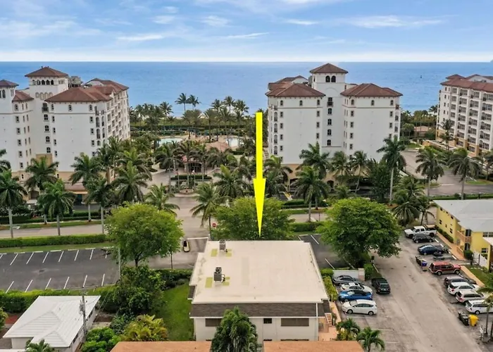Steps To Beach! 4 Condos In 1- Perfect For Groups
