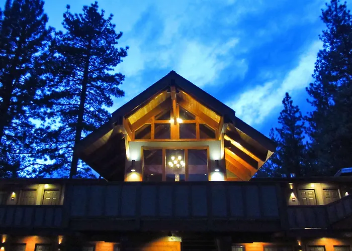 Gondola Lodge With Free Beach Voucher
