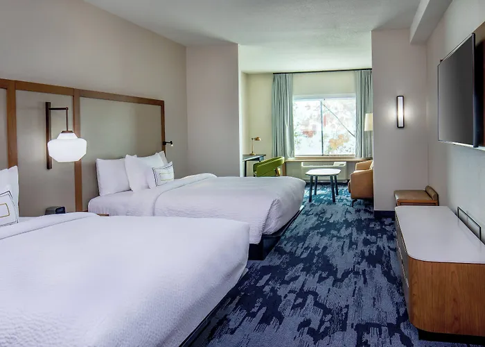 Fairfield Inn & Suites By Marriott Mcpherson