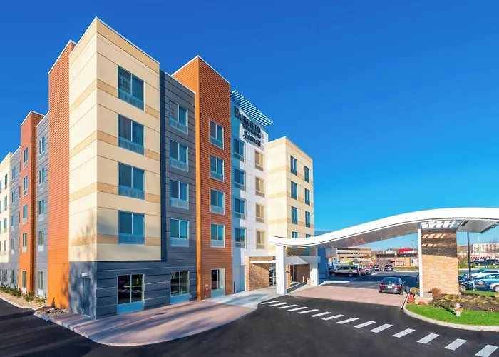 Fairfield Inn & Suites By Marriott Boston Marlborough/Apex Center