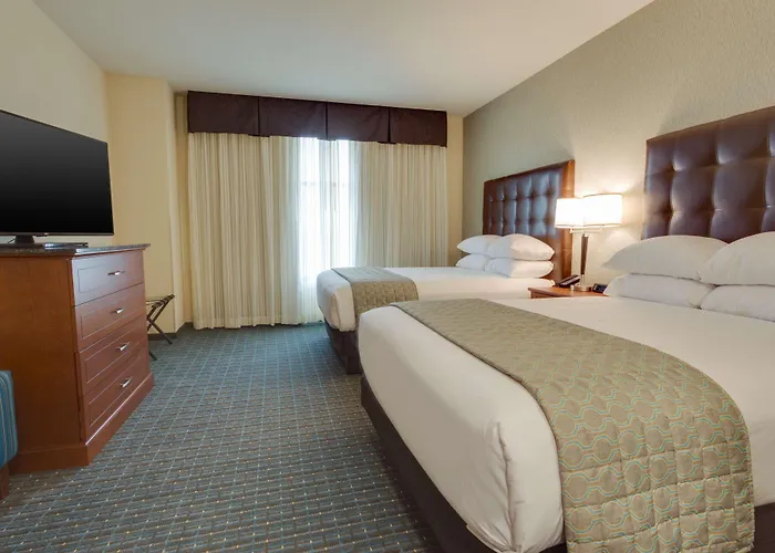 Drury Plaza Hotel St. Louis St. Charles
