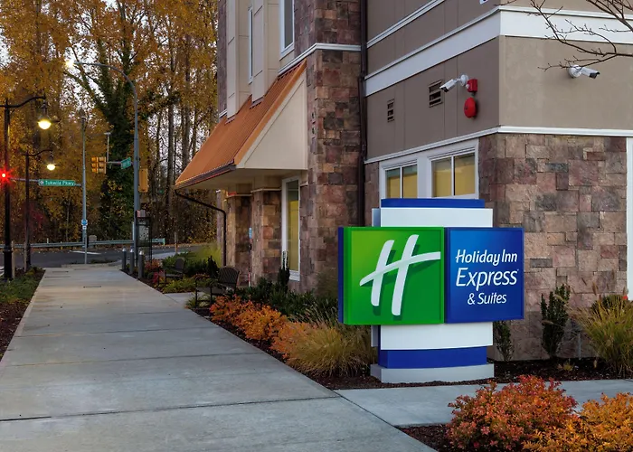 Holiday Inn Express & Suites - Seattle South - Tukwila By Ihg