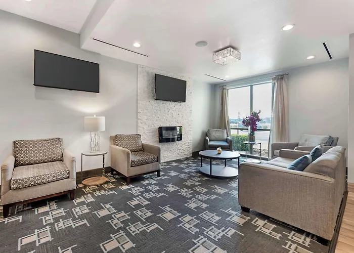 Best Western Plus Buda Austin Inn & Suites