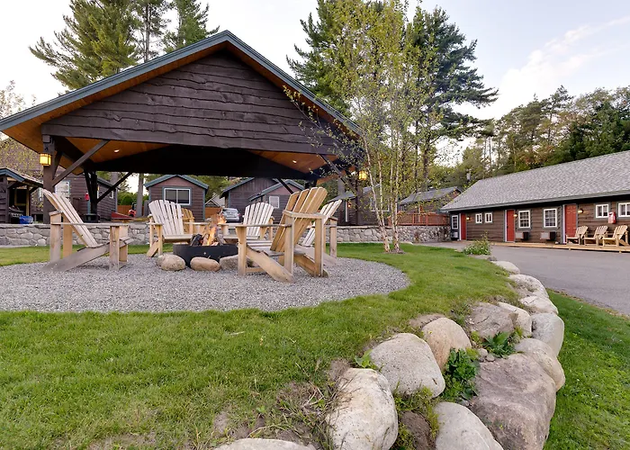 Cobble Mountain Lodge