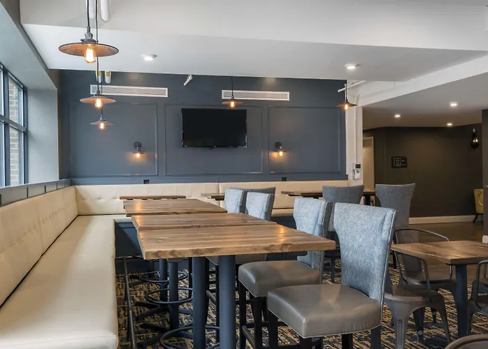 Envision Hotel Boston-Everett