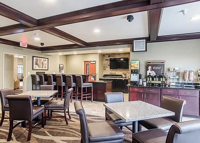 Cobblestone Inn & Suites - Guernsey