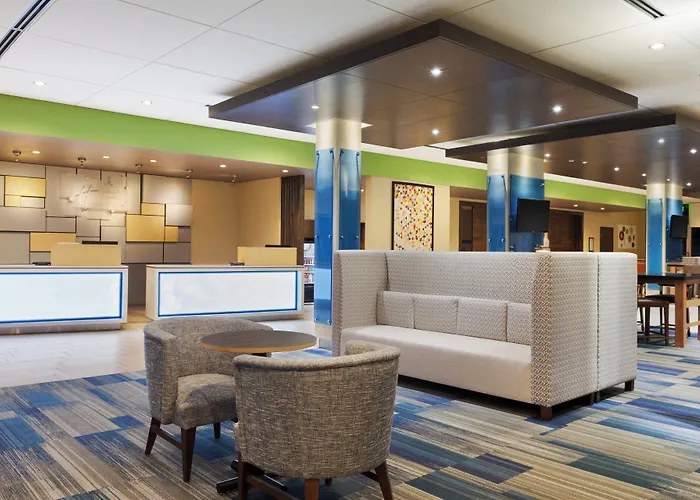 Holiday Inn Express & Suites - Mcallen - Medical Center Area By Ihg