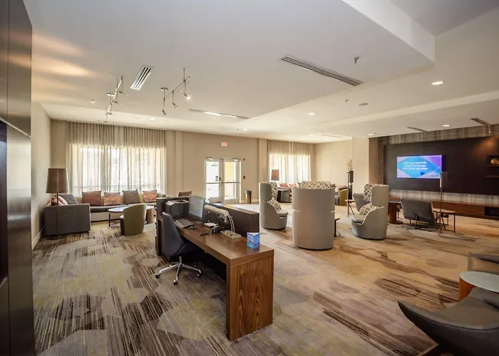 Courtyard By Marriott Somerset