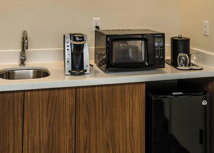 Courtyard By Marriott Somerset