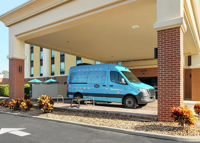 Hampton Inn&Suites by Hilton Tampa Busch Gardens Area