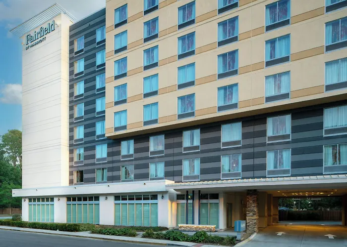 Fairfield Inn & Suites By Marriott Savannah Midtown