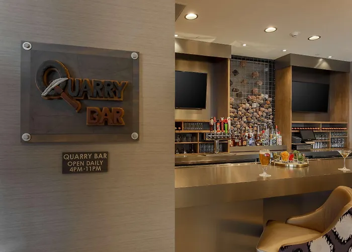Doubletree By Hilton Evansville