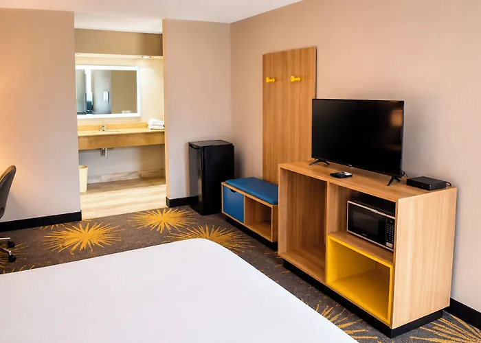 Days Inn & Suites By Wyndham Brewton