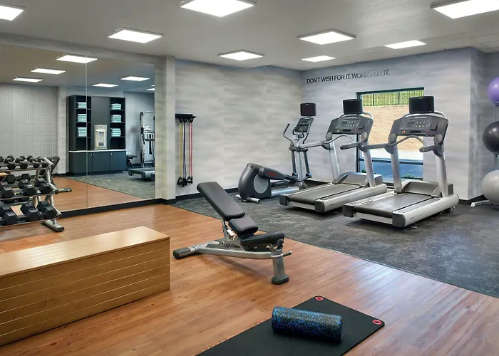 Fairfield Inn & Suites By Marriott Asheville Airport/Fletcher