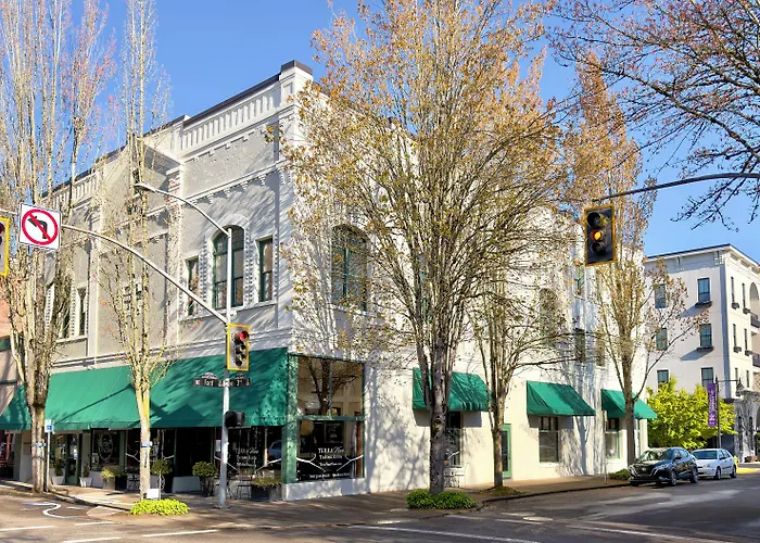 3Rd Street Flats