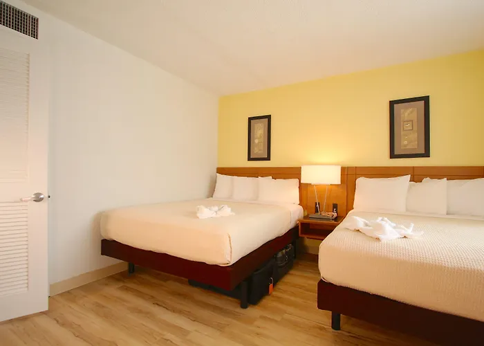 Crusader Oceanfront Resort