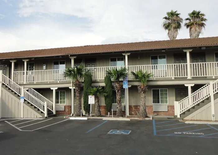 Escondido Inn