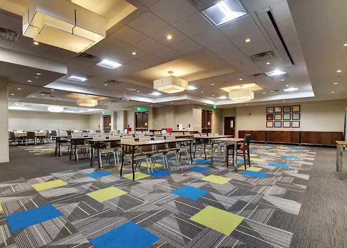Holiday Inn Express & Suites Helen By Ihg