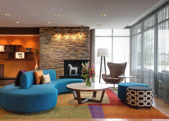 Fairfield Inn & Suites By Marriott Dallas West/I-30