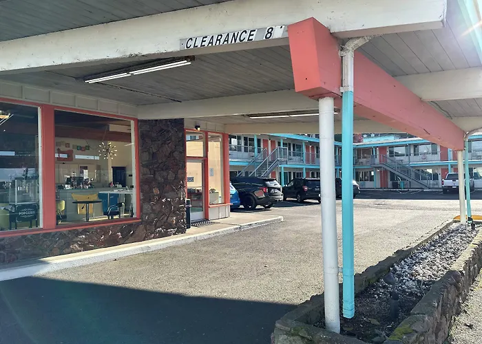 Atomic Motel