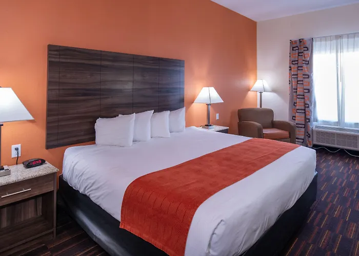 Home Away Kitchen Suites Enid