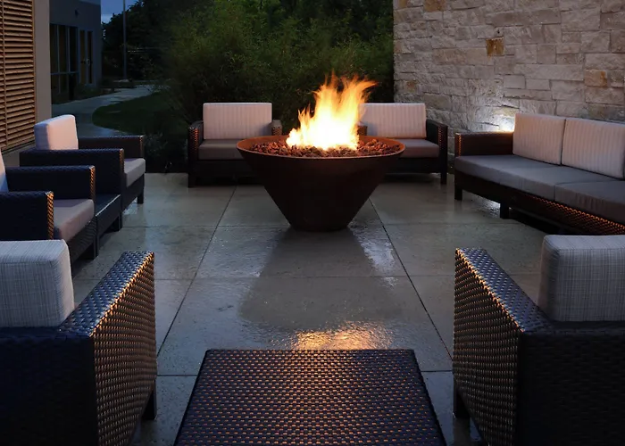 Courtyard By Marriott Dallas Plano/The Colony