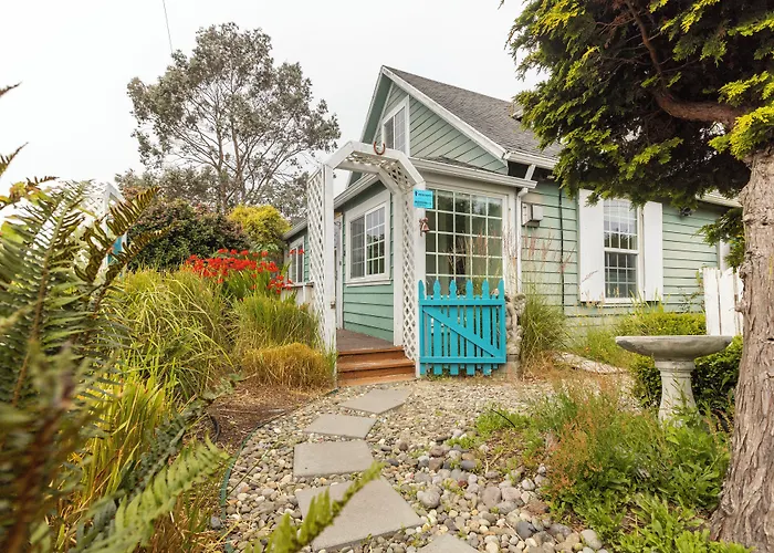 Enchanted Cottages By The Sea