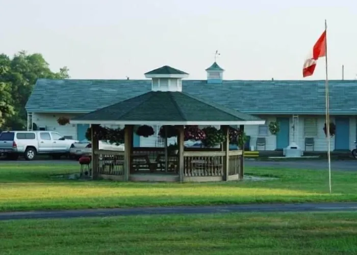 Theater Motel