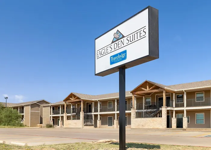 Eagle'S Den Suites Big Spring A Travelodge By Wyndham
