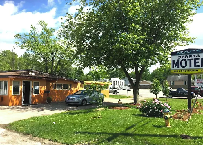 Sparta Motel Near St Louis- Mississippi River Il