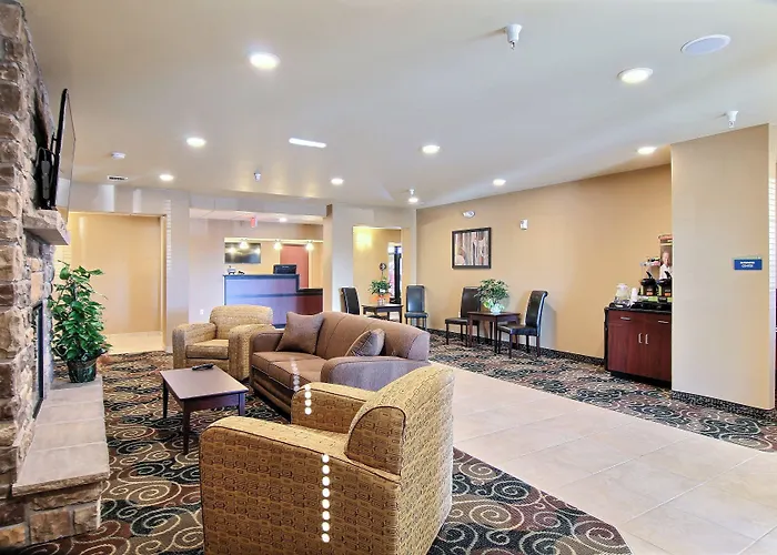 Cobblestone Hotel & Suites - Beulah