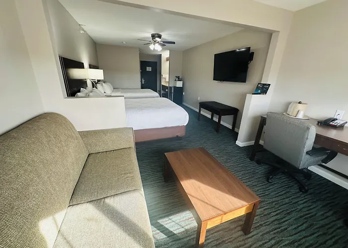 Bridgepointe Inn & Suites By Bphotels, Lincoln I-80 & 27Th St