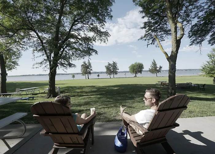 Lewis & Clark Resort
