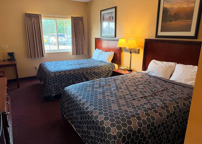 Pocahontas Inn & Suites